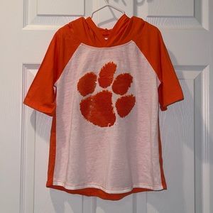 Tiger paw shirt
